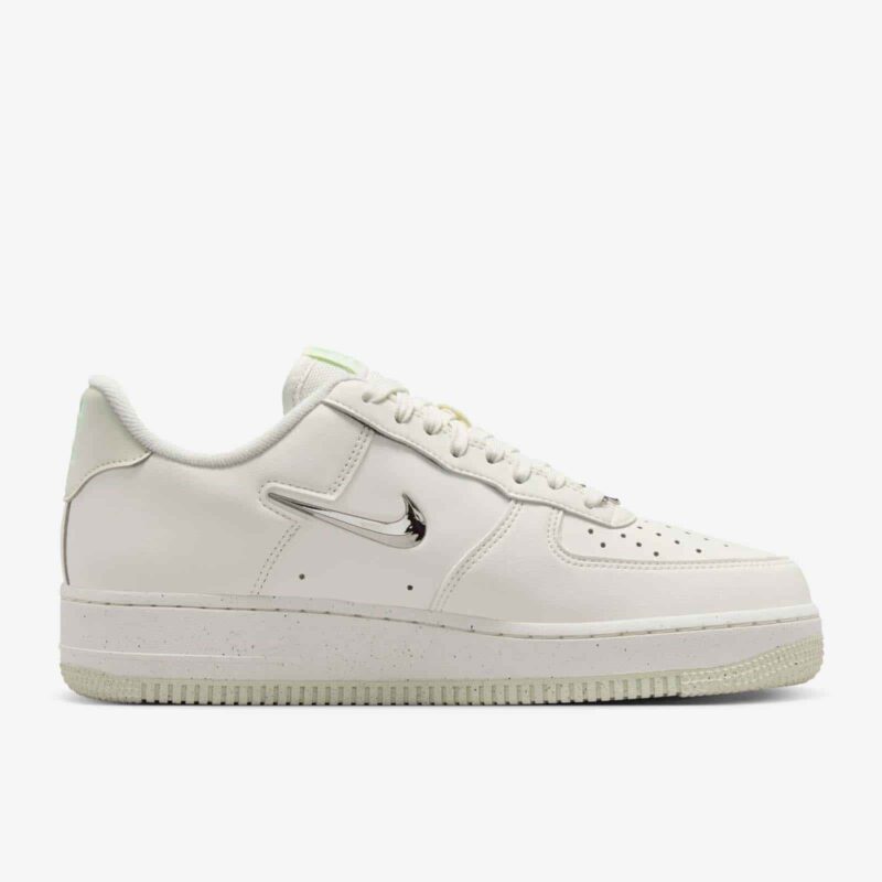 Nike Air Force 1 '07 SE Next Nature FN8540-100