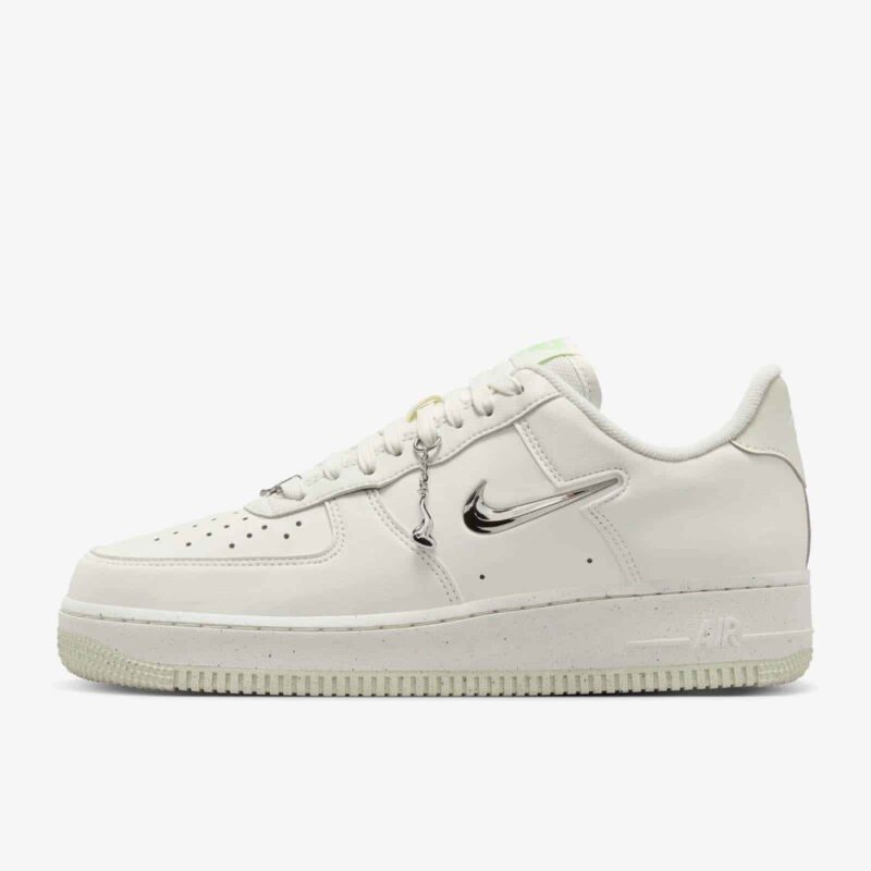 Nike Air Force 1 '07 SE Next Nature FN8540-100